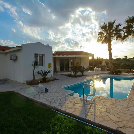 Villa Theos Club Polis