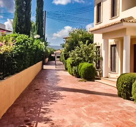 Theos Club Villa