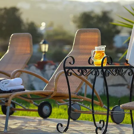 Theos Club Villa