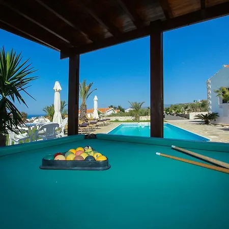 Theos Club Villa Polis