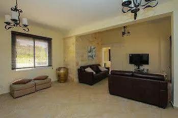 Villa Theos Club Polis